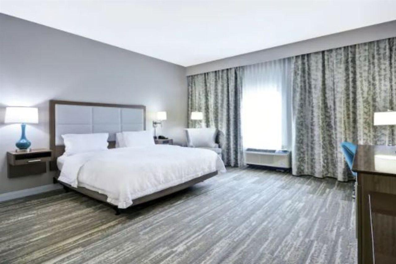 Hampton Inn Blue Ash/Cincinnati, Oh Exteriör bild