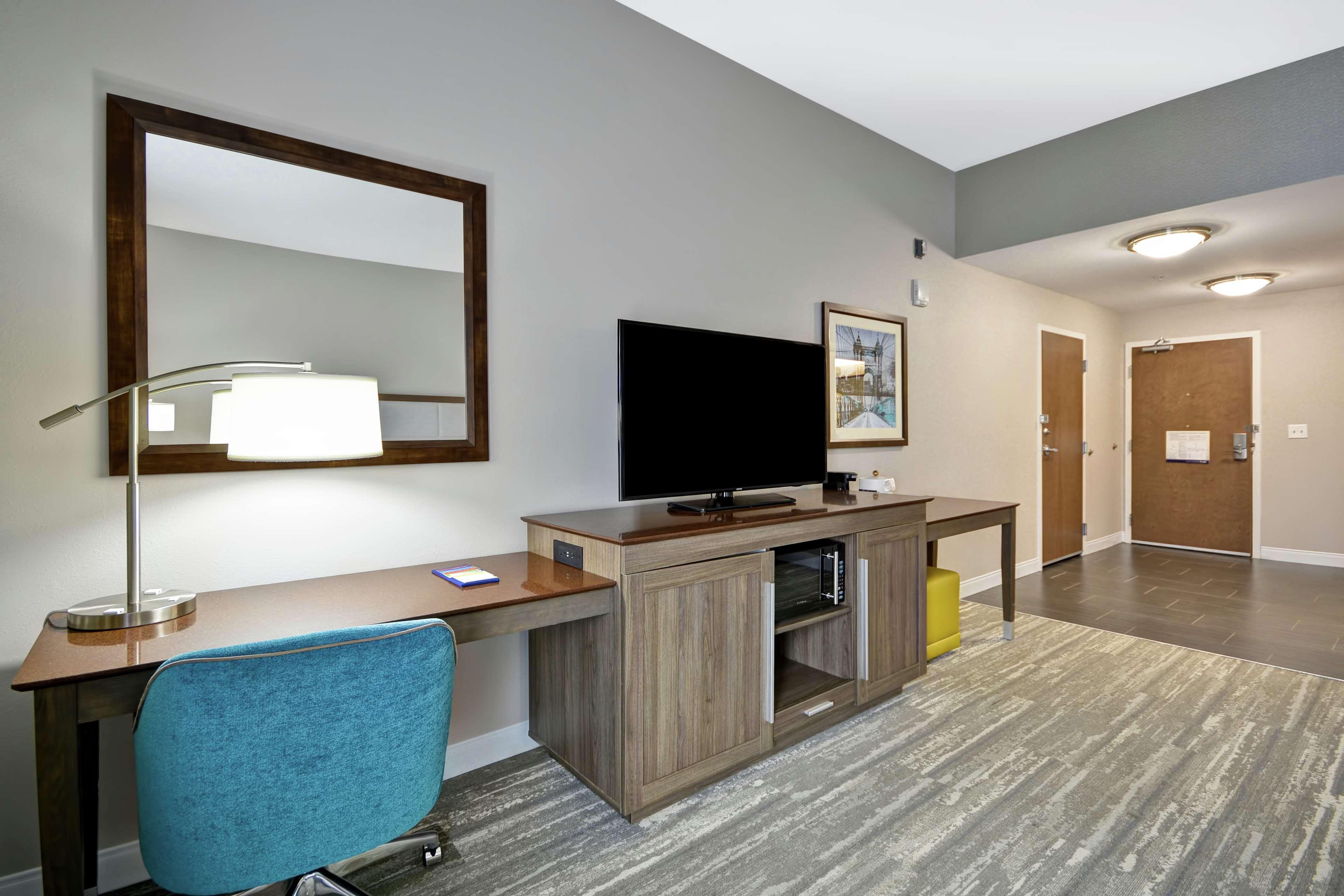 Hampton Inn Blue Ash/Cincinnati, Oh Exteriör bild