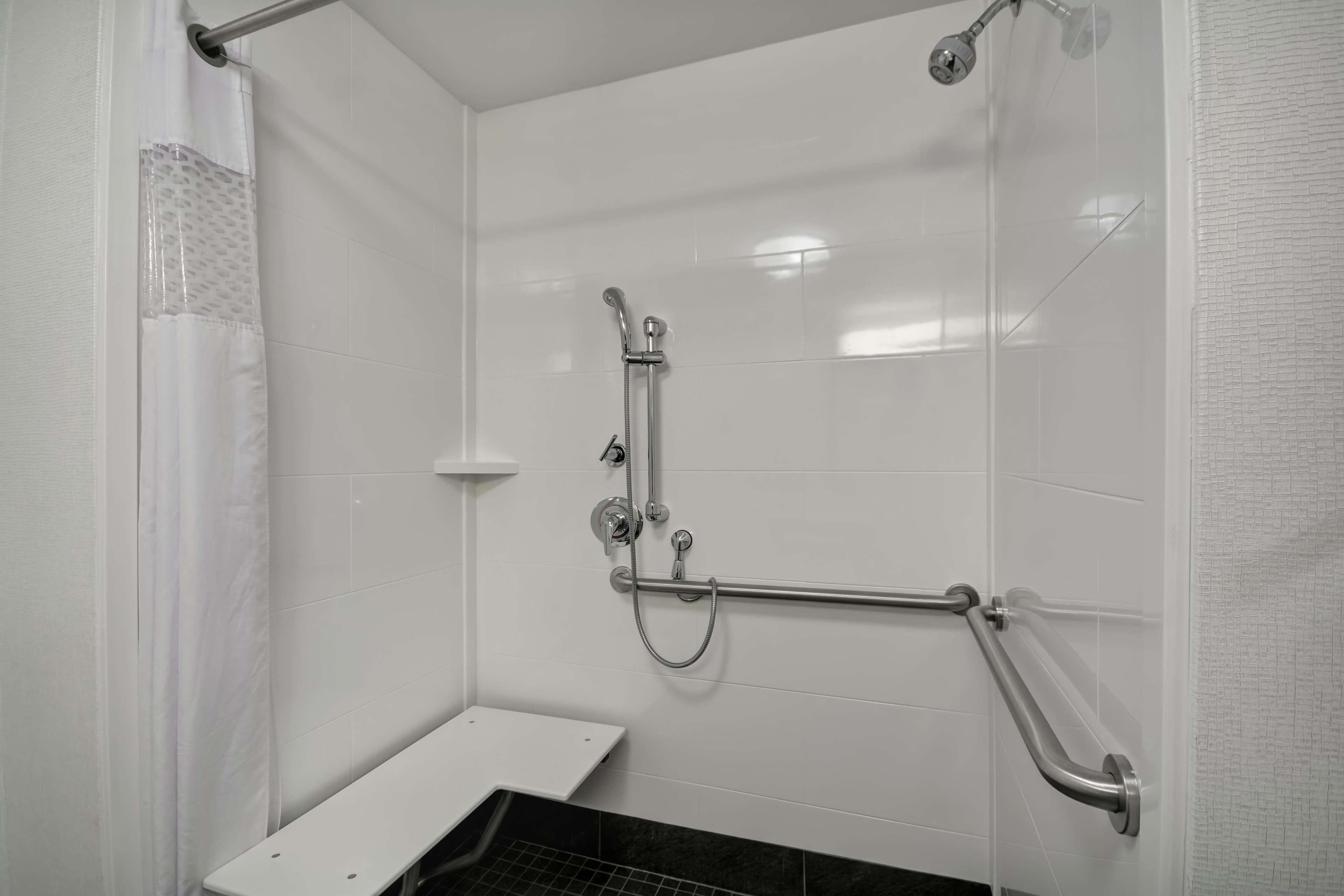Hampton Inn Blue Ash/Cincinnati, Oh Exteriör bild