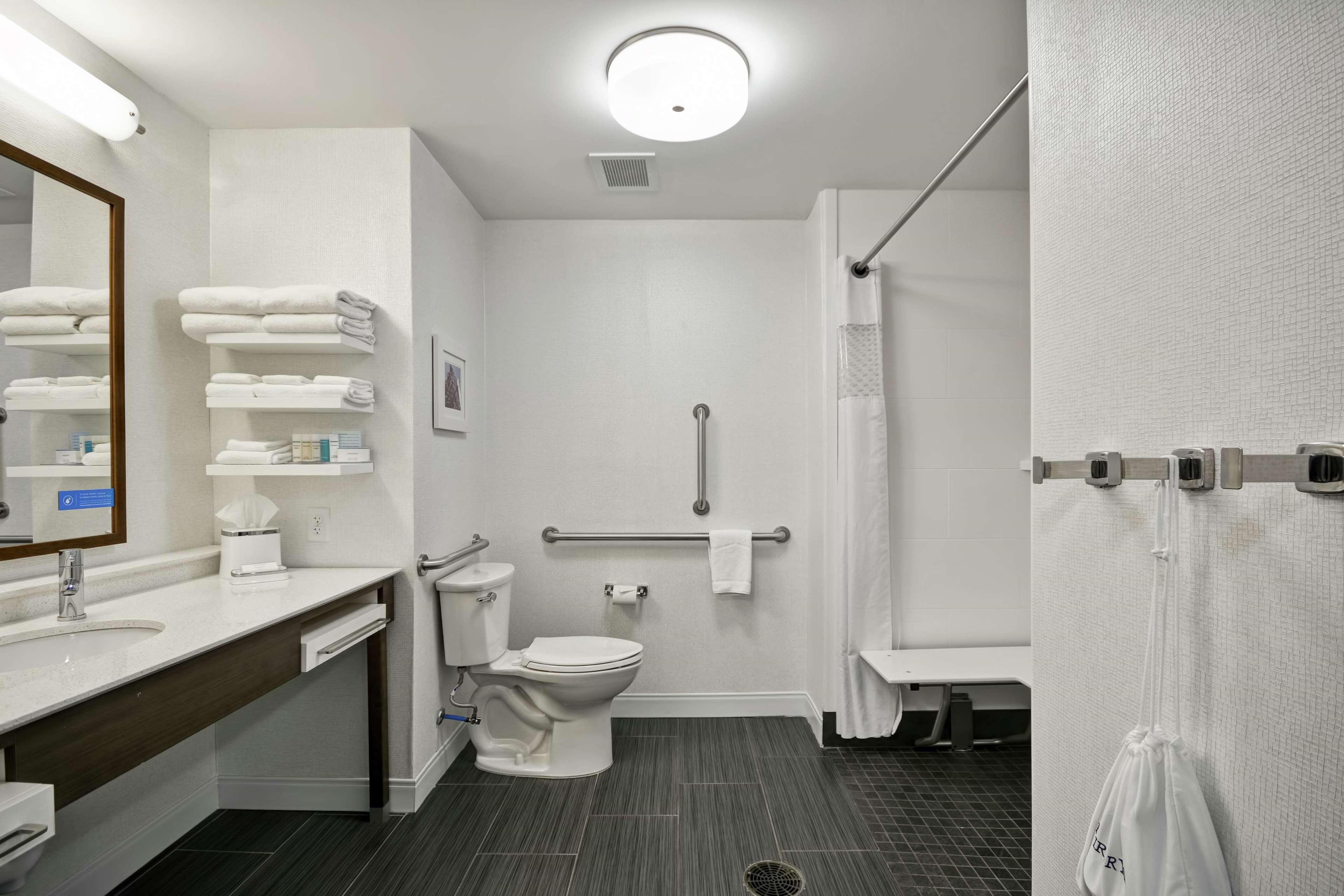 Hampton Inn Blue Ash/Cincinnati, Oh Exteriör bild
