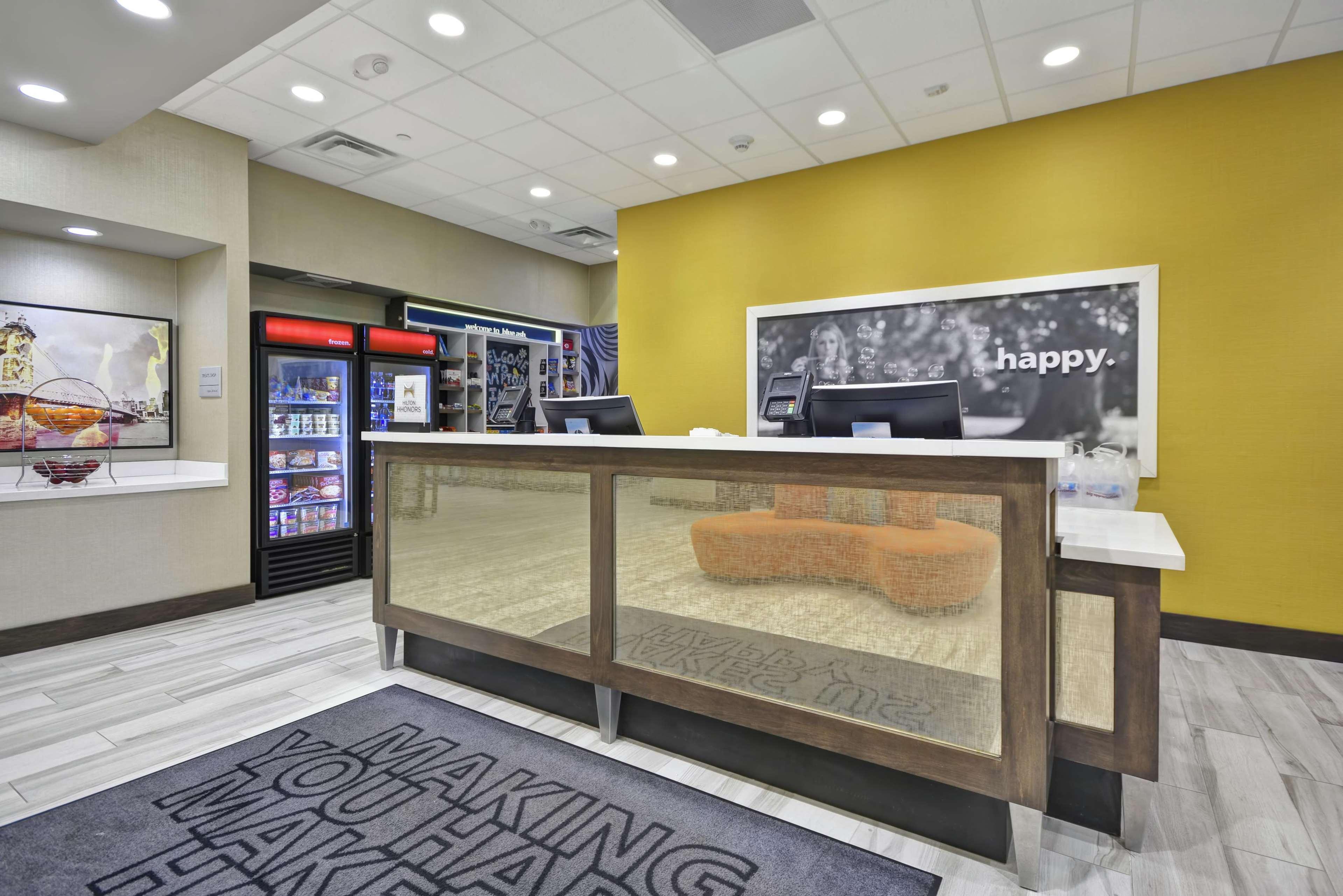Hampton Inn Blue Ash/Cincinnati, Oh Exteriör bild