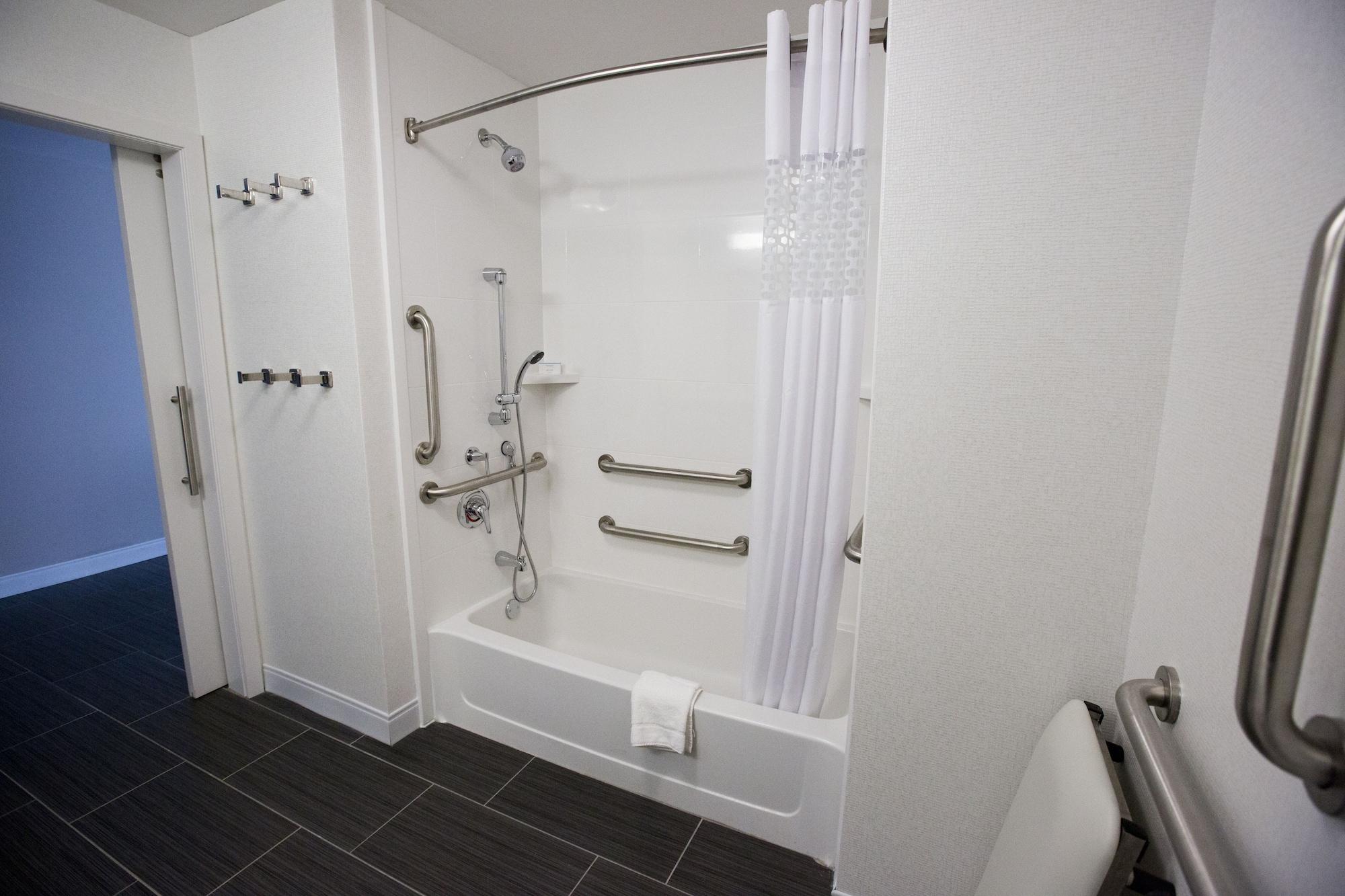 Hampton Inn Blue Ash/Cincinnati, Oh Exteriör bild